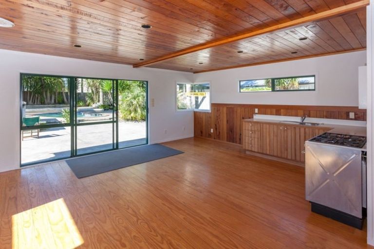Photo of property in 47 Kon Tiki Road, Whiritoa, Whangamata, 3691