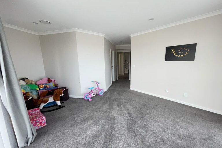 Photo of property in 13 Tawatawa Street, Long Bay, Auckland, 0630
