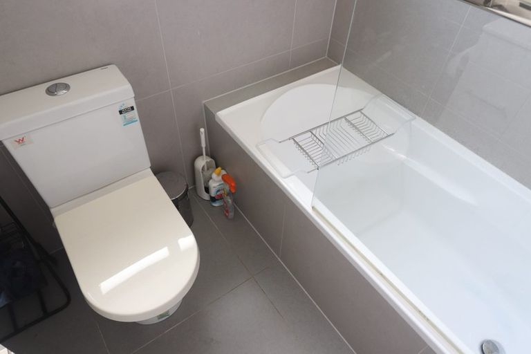 Photo of property in 9/147 Albany Highway, Unsworth Heights, Auckland, 0632