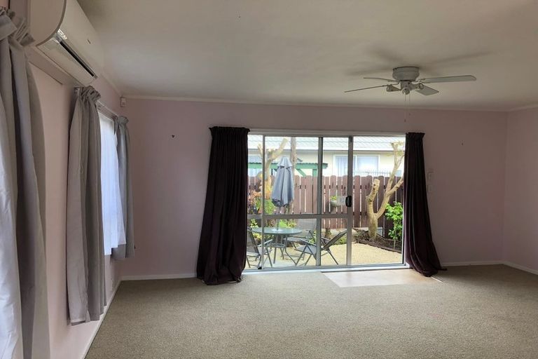 Photo of property in 24a Plunket Avenue, Petone, Lower Hutt, 5012