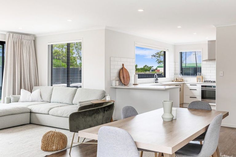 Photo of property in 1/8 Dale Road, Whenuapai, Auckland, 0618