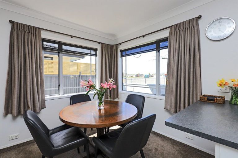 Photo of property in 36a Anzac Avenue, Onekawa, Napier, 4110