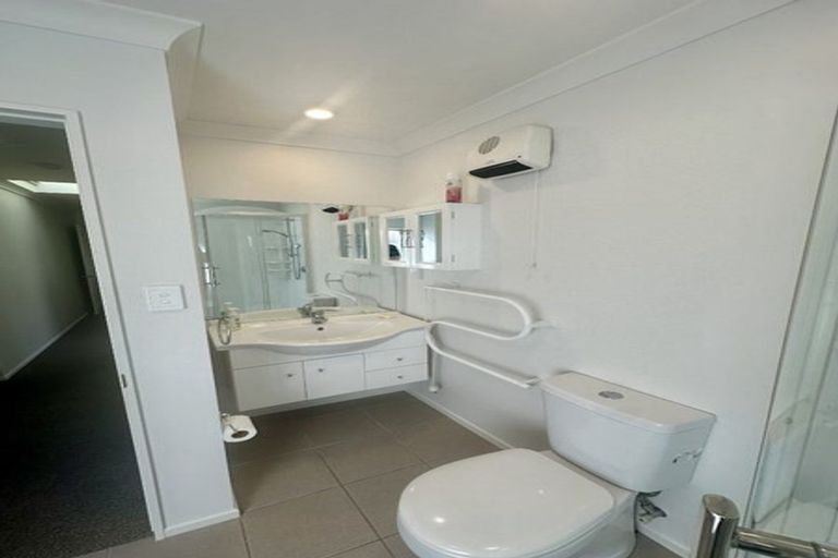 Photo of property in 8 Harbour View Heights, Picton, 7220