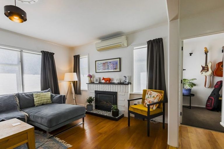 Photo of property in 107 Nuffield Avenue, Marewa, Napier, 4110