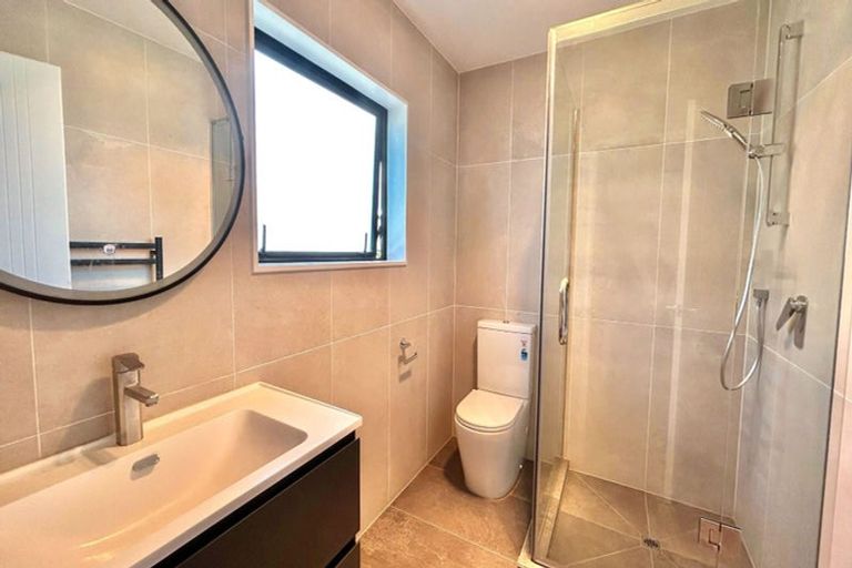 Photo of property in 12 Mantis Lane, Hobsonville, Auckland, 0616