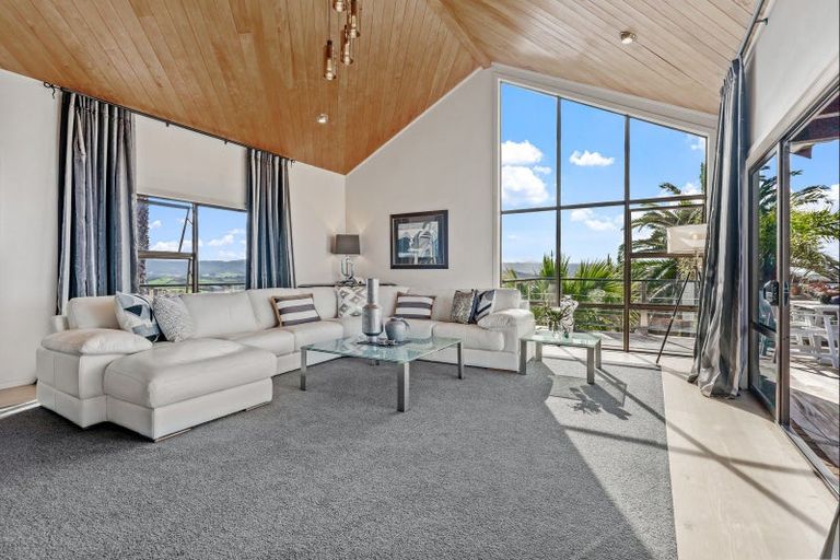 Photo of property in 5 Kotare Place, Sandspit, Warkworth, 0982