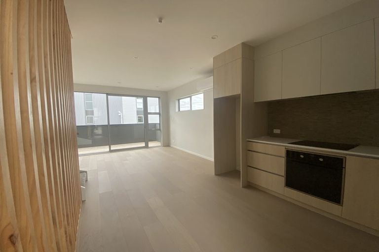 Photo of property in 1/3 Willow Avenue, Birkenhead, Auckland, 0626