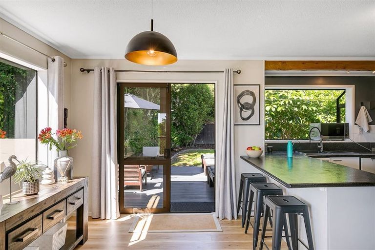 Photo of property in 5 Solway Place, Papakowhai, Porirua, 5024