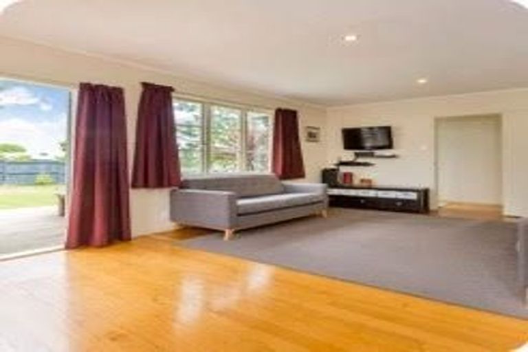 Photo of property in 47 Salisbury Road, Birkdale, Auckland, 0626