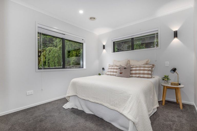 Photo of property in 38 Mooring Close, Whitby, Porirua, 5024