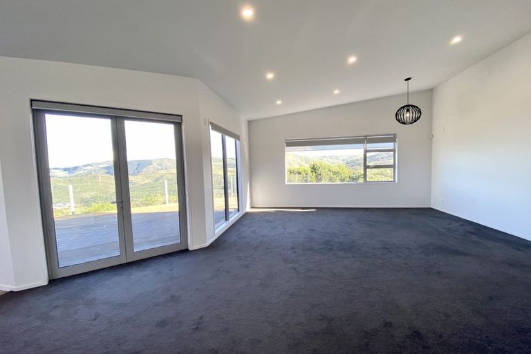 Photo of property in 1 Benhar Close, Kelson, Lower Hutt, 5010