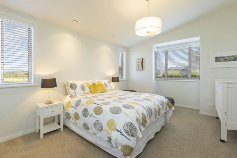 Photo of property in 37 Kewai Street, Omaha, 0986