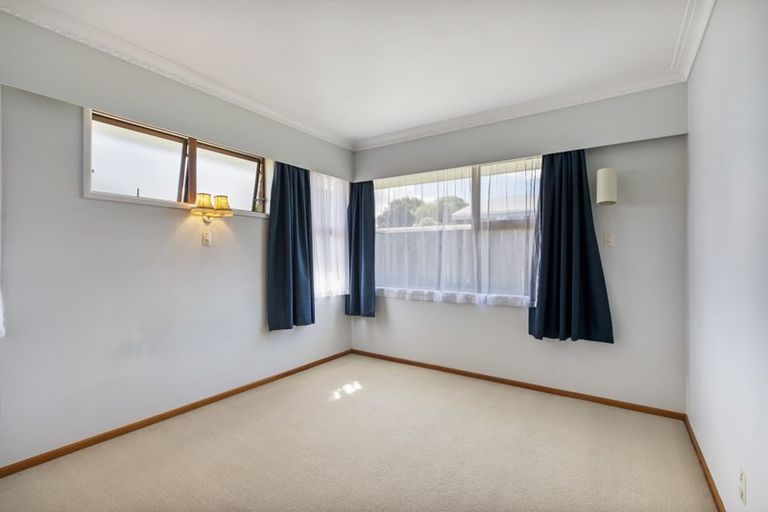 Photo of property in 2/28 Oakland Avenue, Papatoetoe, Auckland, 2025