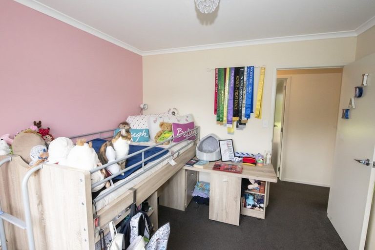 Photo of property in 8 Dunbar Place, Highlands Park, New Plymouth, 4312