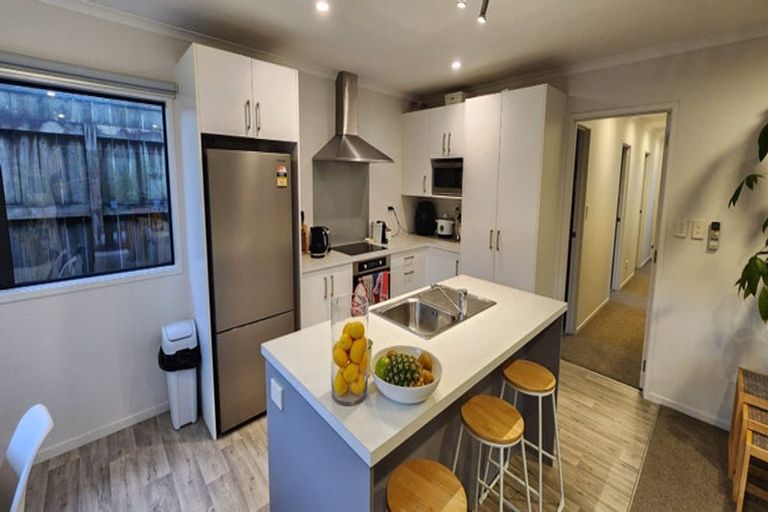 Photo of property in 3a Roto Street, Westown, New Plymouth, 4310