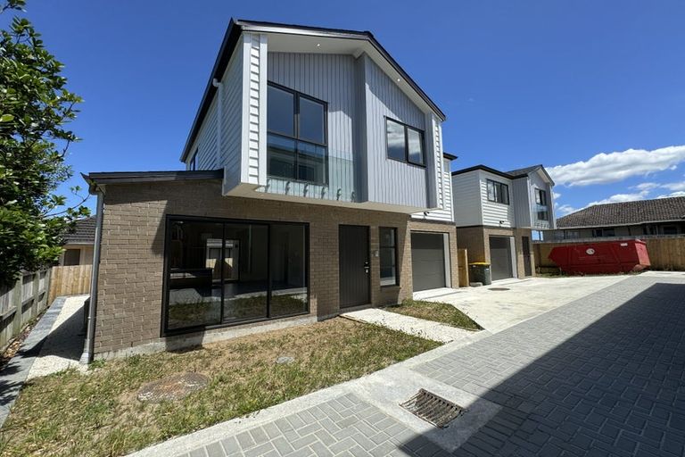 Photo of property in 22d Toru Street, Te Atatu Peninsula, Auckland, 0610