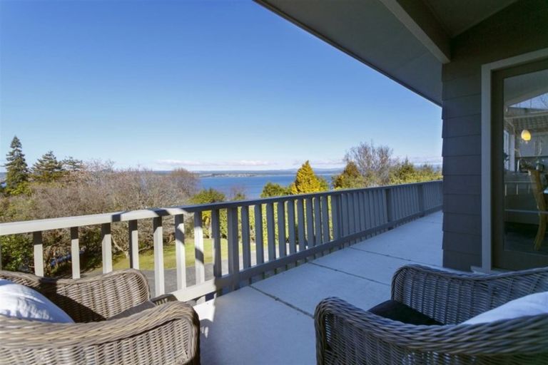 Photo of property in 784 Acacia Bay Road, Acacia Bay, Taupo, 3330