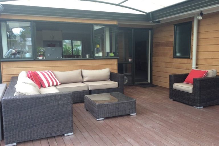 Photo of property in 7 Tokay Place, Huapai, Kumeu, 0810