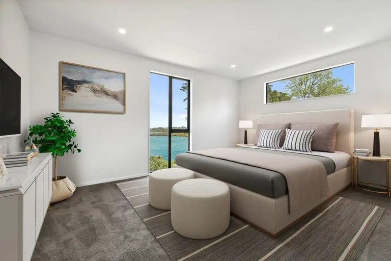 Photo of property in 60 Ramwall Place, Weymouth, Auckland, 2103