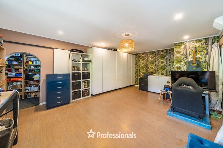 Photo of property in 132 Cheviot Road, Lowry Bay, Lower Hutt, 5013