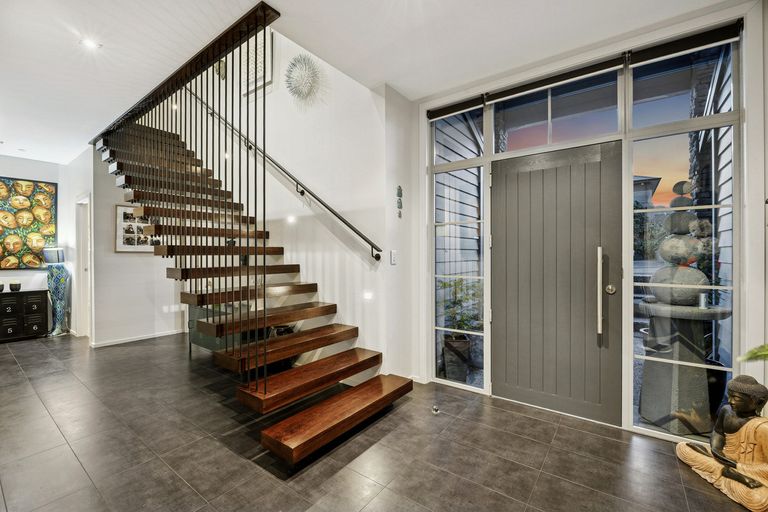 Photo of property in 349 Highcliff Road, Highcliff, Dunedin, 9013