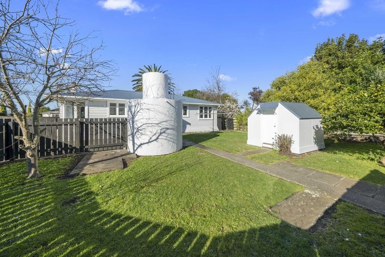 Photo of property in 25 Hammond Street, Bulls, 4818