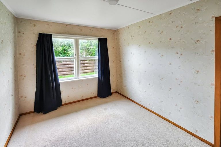 Photo of property in 30 Karamu Crescent, Wainuiomata, Lower Hutt, 5014