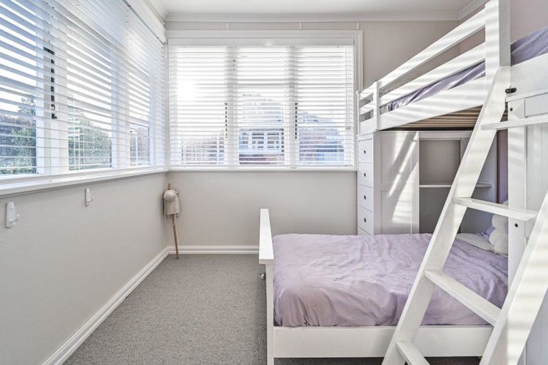 Photo of property in 714 Grove Road, Mayfair, Hastings, 4122