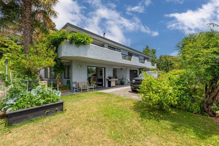 Photo of property in 9 Poaka Place, Taradale, Napier, 4112