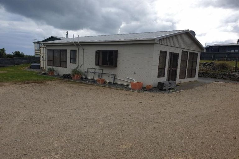Photo of property in 38 Okiwa Terrace, Waiinu Beach, Whanganui, 4588
