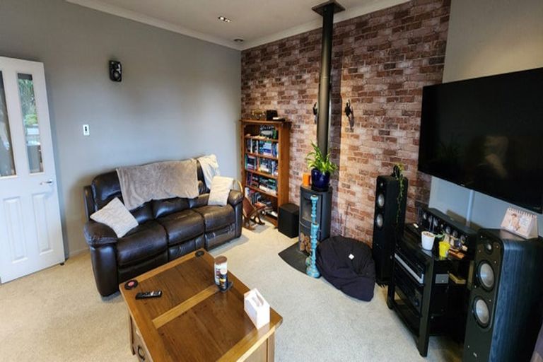 Photo of property in 41 Karamea Street, Whalers Gate, New Plymouth, 4310