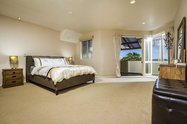 Photo of property in 22 Kitchener Road, Takapuna, Auckland, 0620