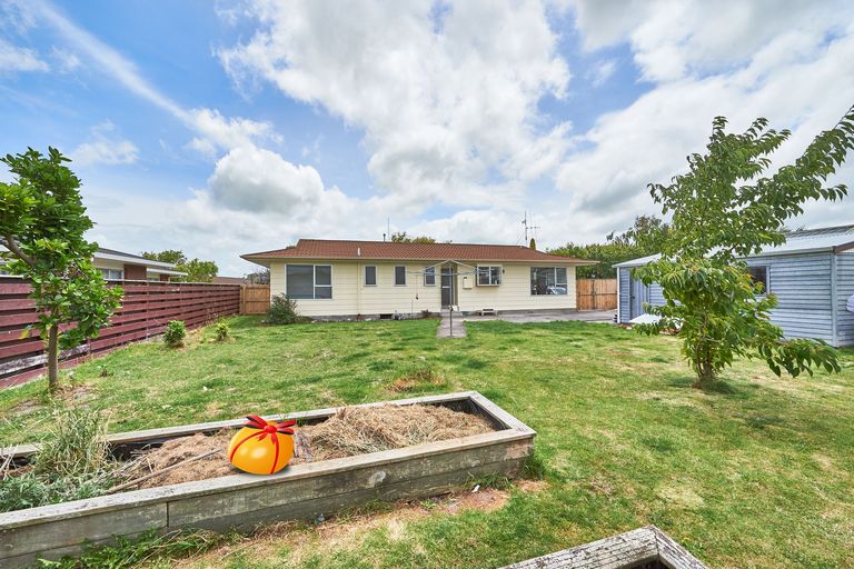 Photo of property in 7 Chadwick Place, Highbury, Palmerston North, 4412