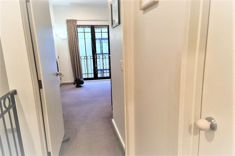 Photo of property in 74 Salamanca Road, Sunnynook, Auckland, 0620