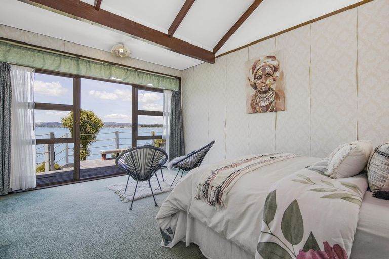 Photo of property in 54 Carnoustie Drive, Wattle Downs, Auckland, 2103