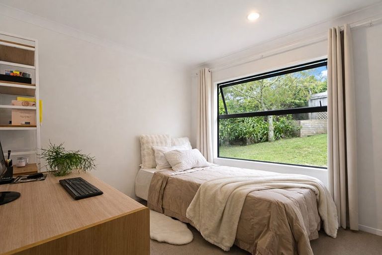 Photo of property in 49a Flaxdale Street, Birkdale, Auckland, 0626