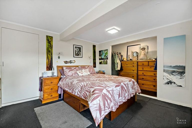 Photo of property in 62 Stottholm Road, Titirangi, Auckland, 0604