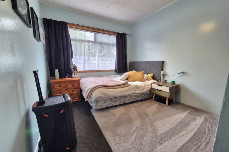 Photo of property in 101 The Parade, Island Bay, Wellington, 6023