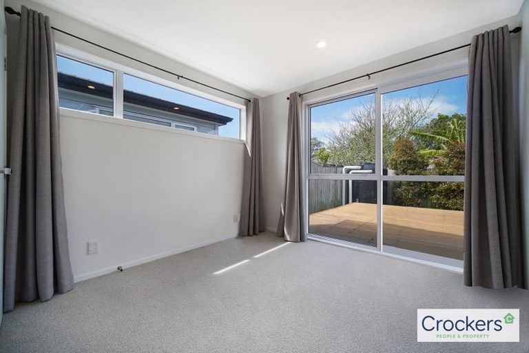 Photo of property in 16 Ararata Lane, Mangere Bridge, Auckland, 2022