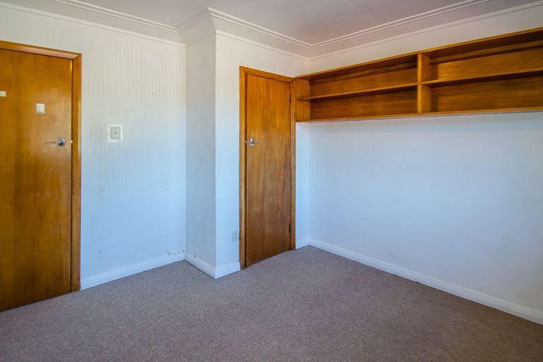 Photo of property in 1 Mcglashan Street, Glenleith, Dunedin, 9010