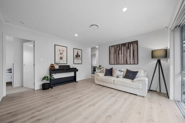 Photo of property in 16 Mark Ball Drive, Pokeno, 2402