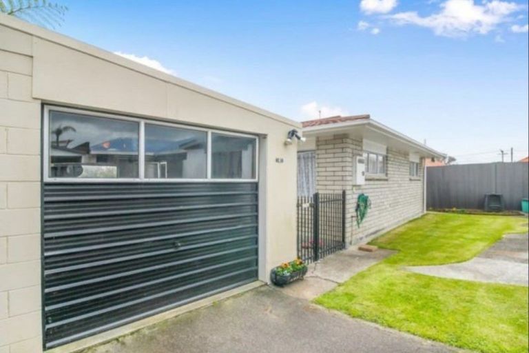 Photo of property in 131a Mangorei Road, Merrilands, New Plymouth, 4312