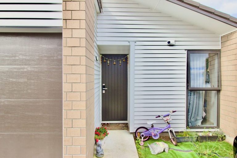 Photo of property in 56 Cosgrave Road, Papakura, 2110