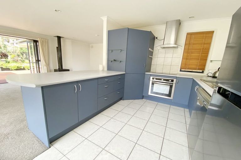 Photo of property in 13a Collie Street, Hillpark, Auckland, 2102