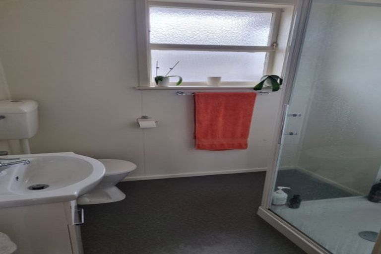 Photo of property in 2/264a Fergusson Drive, Heretaunga, Upper Hutt, 5018