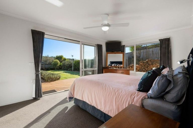 Photo of property in 114a Milton Terrace, Picton, 7220