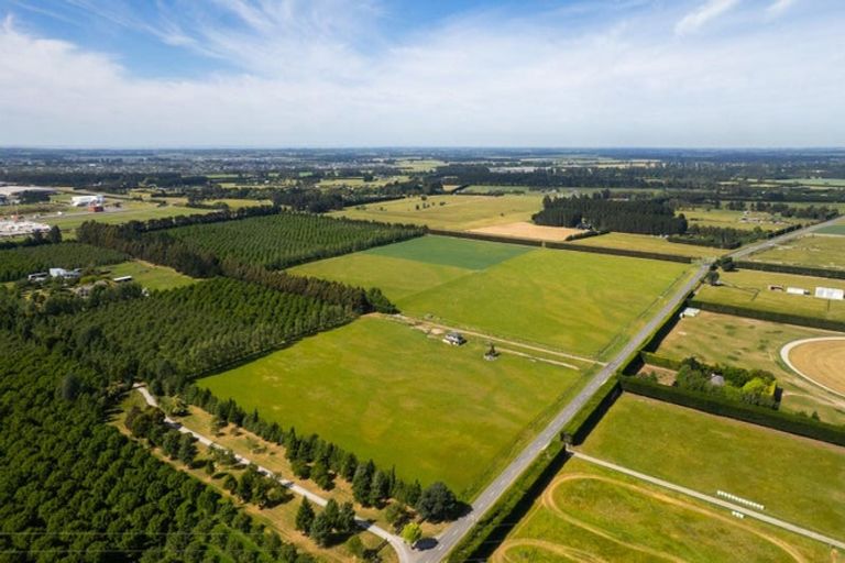 Photo of property in 42 West Melton Road, Rolleston, 7675