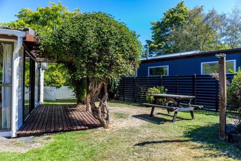 Photo of property in 37 Adamson Drive, Arrowtown, 9302