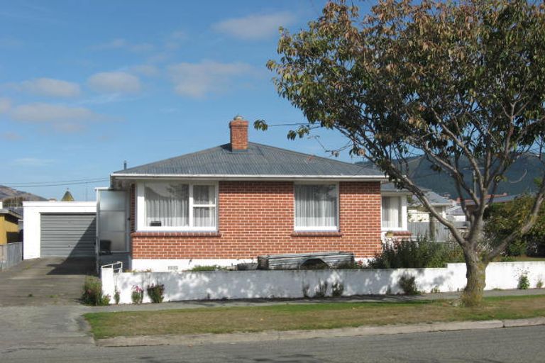 Photo of property in 10 Rugby Street, Waimate, 7924