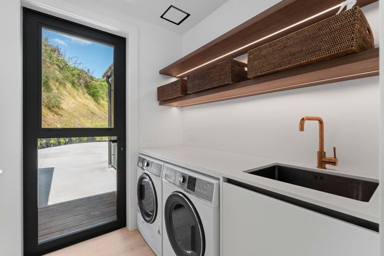 Photo of property in 11 Sparrowhawk Way, Kinloch, Taupo, 3377